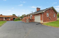 1144 Rodes Drive, Bowling Green, KY 42104
