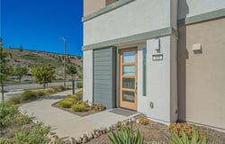 27406 Merlin, Valencia, CA 91381