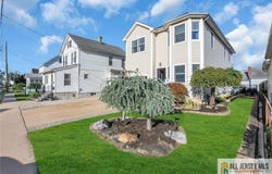 17 Center Street, South River, NJ 08882