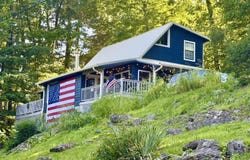 131 Phoenix Lane, Speedwell, TN 37870