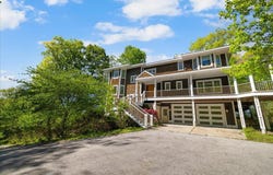 4679 Forest Ridge Drive, Holland, MI 49423