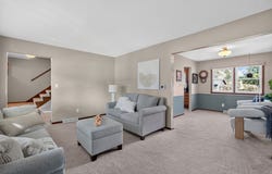 4009 E 23rd Street, Des Moines, IA 50317