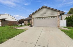 27882 White Oak Drive, Brownstown Twp, MI 48183