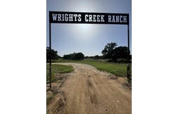 8653 N State Highway 16, Llano, TX 78643