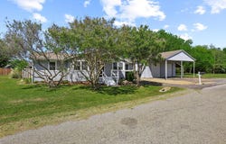 75 Maple Drive, Pottsboro, TX 75076