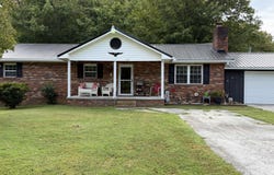 744 Cross Valley Rd, LaFollette, TN 37766