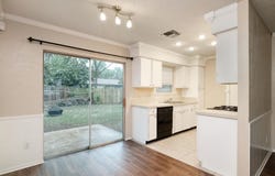 10419 Firethorn Ln, Austin, TX 78750
