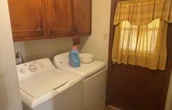 4301 MANORHAVEN Dr, Memphis, TN 38128