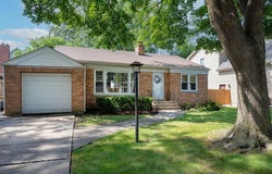 334 Spruce Street, Glenview, IL 60025