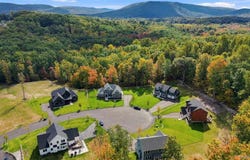 16 McDonald Court, New Windsor, NY 12553