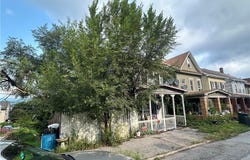 914 4th Avenue, PA 16602