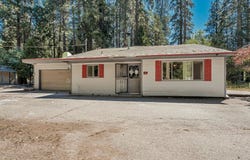 2010 N Old Stage Road, Mount Shasta, CA 96067