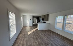 111 CRESTVIEW DR, Le Mars, IA 51031