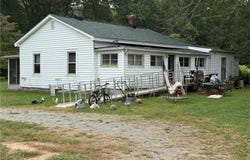 17471 Hewlett Road, Beaverdam, VA 23015