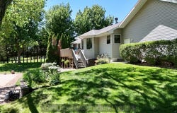 319 Island Dr, Doniphan, NE 68832