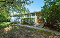 18 Hookers Gap Road, Candler, NC 28715