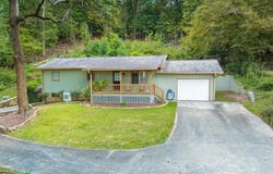 95 Parkview Ln, Franklin, NC 28734