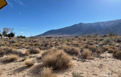 780 Alabama Dr, Lone Pine, CA 93514