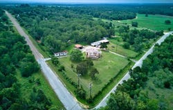 109 Wayside Dr, Elgin, TX 78621
