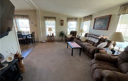 6 Applegate Dr, Hamlin, NY 14464
