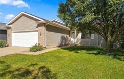 814 Moose Drive NW, Cedar Rapids, IA 52405