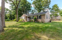 27 Centennial Street, Warwick, RI 02886