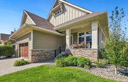 8752 Lake Riley Drive, Chanhassen, MN 55317