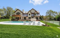 1366 Scuttle Hole Road, Water Mill, NY 11976