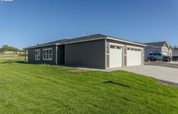 821 SE 9TH Dr, Hermiston, OR 97838