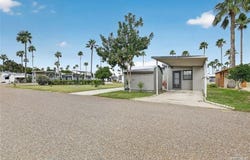 2217 Bobolink Circle W, Palmview, TX 78572