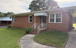 205 Cloverdale Drive, Smithfield, NC 27577
