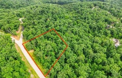 2834 Tyrolean Way Drive, Innsbrook, MO 63390