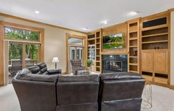 7524 Auto Club Circle, Bloomington, MN 55438