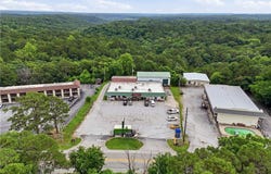 2100 E Van Buren, Eureka Springs, AR 72632