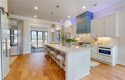 902 Jennings Ln, Chesapeake, VA 23322