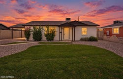 639 S SIRRINE, Mesa, AZ 85210