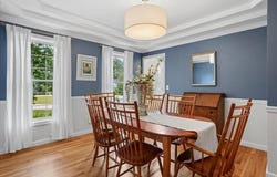 6 Sterling Dr, Londonderry, NH 03053