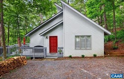 25 HICKORYNUT RD, ROSELAND, VA 22967