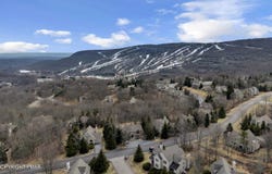 188 Upper Deer Valley Road, Tannersville, PA 18372