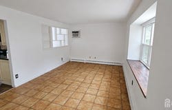10 Columbia Place, Parlin, NJ 08859