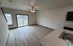 9426 W Tunis Dr, Sioux Falls, SD 57106