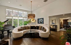 370 25th St, Santa Monica, CA 90402