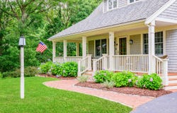 10 Abbey Gate Road, Cotuit, MA 02635