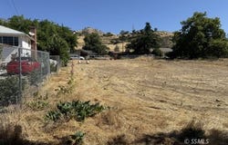 Pine St, Wofford Heights, CA 93285