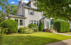 110 Lyons Pl, Springfield Twp., NJ 07081-1606