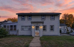 39 Valley St, Spencer, MA 01562