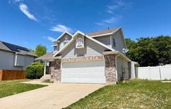 278 W 2000 S, Clearfield, UT 84015