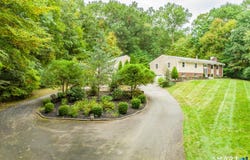508 Oakwood Drive, Glastonbury, CT 06033