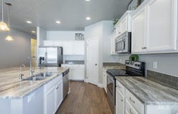 4513 S Dazzle Ave, Meridian, ID 83642