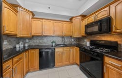 351 S Broad St, Elizabeth City, NJ 07202-3515